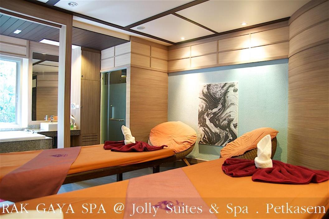 Jolly Suites&Spa Petkasem Ban Nong Khaem  Luaran gambar
